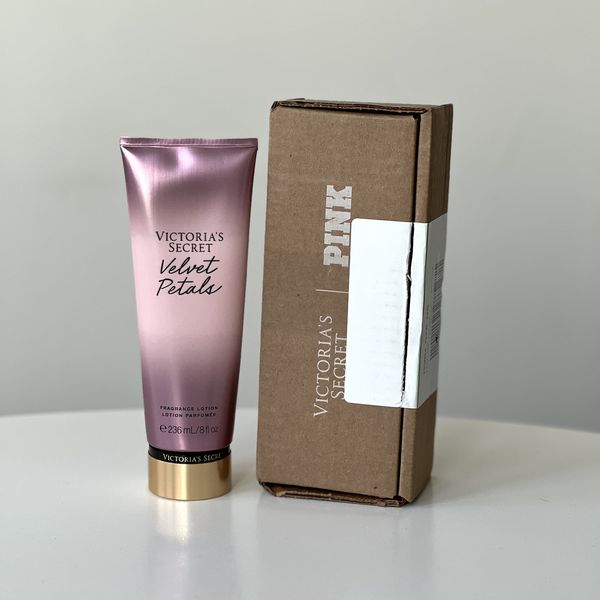 Лосьйон для тіла Victoria's Secret Velvet Petals 1328695166 фото